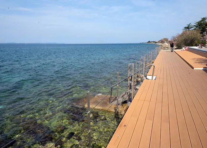 아파트 By The Sea - Diklo - 5925 자다르