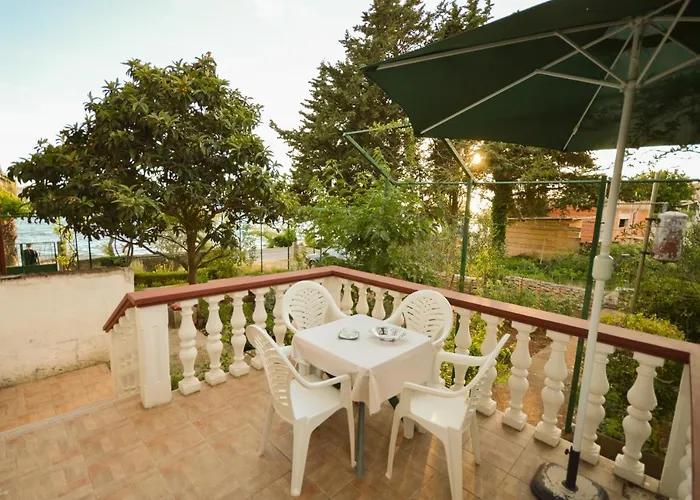 By The Sea - Diklo - 5925 자다르