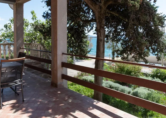 아파트 By The Sea - Diklo - 5925 *